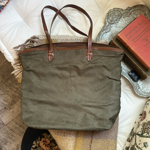 Lauren Ralph Lauren Handbags - Vintage Lauren Ralph Lauren tote